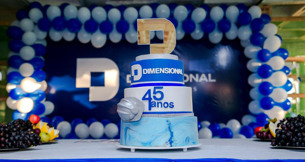 Dimensional: 45 anos construindo sonhos e transformando realidades.